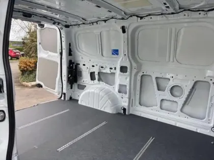 Photo 10 Ford Custom Gén. II Ph1 Trend 1