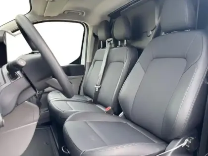 Photo 6 Ford Custom Gén. II Ph1 Trend 1