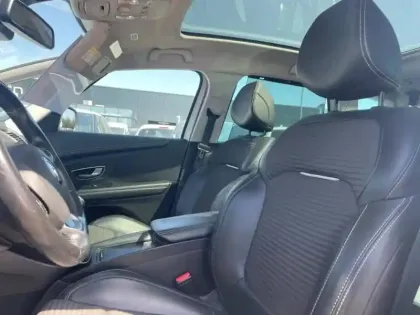 Photo 15 Renault Scenic  1.7 Blue dCi 150ch Intens