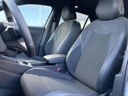 Photo 7 Volkswagen T-roc Gén. II Ph1 R-Line 5