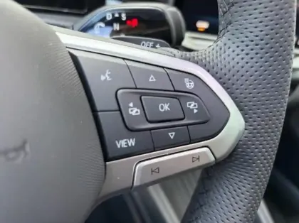 Photo 12 Volkswagen T-roc Gén. II Ph1 R-Line 5