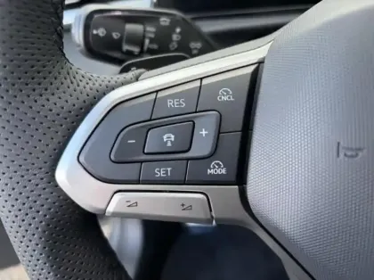 Photo 11 Volkswagen T-roc Gén. II Ph1 R-Line 5