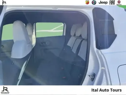 Photo 9 Fiat Panda Gén. I Ph1 La Prima 5