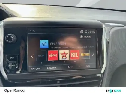 Photo 13 Peugeot 2008 Gén. I Ph2 Allure 5