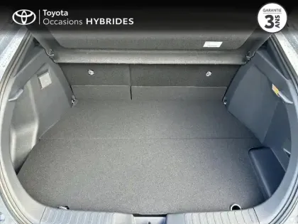 Photo 27 Toyota C-HR  2.0 Hybride Rechargeable 225ch Graphic MY26