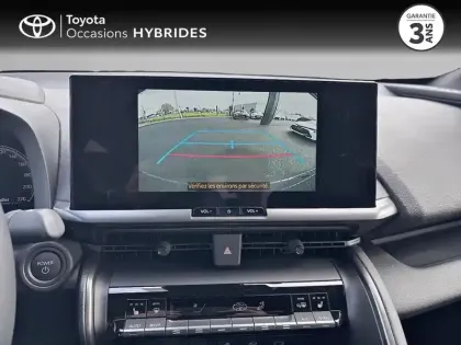 Photo 28 Toyota C-HR  2.0 Hybride Rechargeable 225ch Graphic MY26