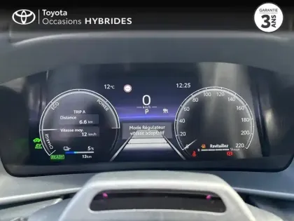 Photo 24 Toyota C-HR  2.0 Hybride Rechargeable 225ch Graphic MY26