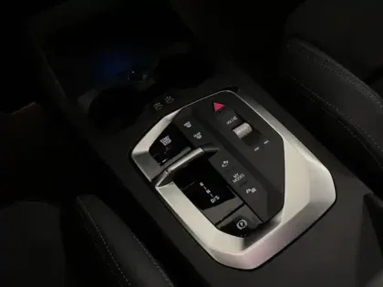 Photo 11 BMW Serie 1 Série 1 120A 170ch M Sport DKG7