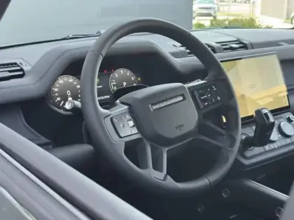 Photo 15 Land rover Defender  110 2.0 P300e PHEV X-Dynamic SE