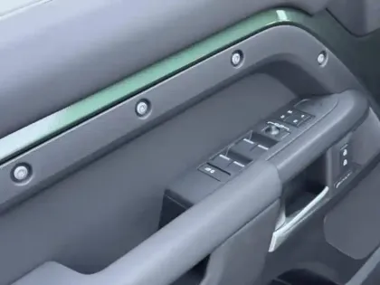 Photo 16 Land rover Defender  110 2.0 P300e PHEV X-Dynamic SE