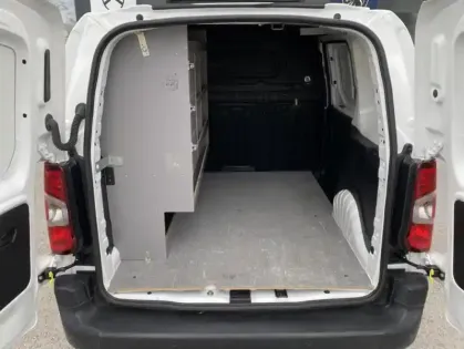 Photo 18 Citroën Berlingo III M 1000kg PureTech 130 S&S AT Worker