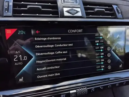 Photo 17 DS DS 7 E-TENSE 4x4 300 PERFORMANCE LINE +