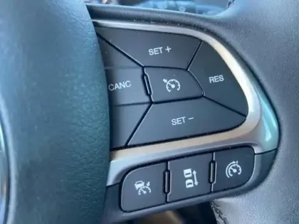 Photo 19 Jeep Renegade Gén. I Ph2 NG Limited 5