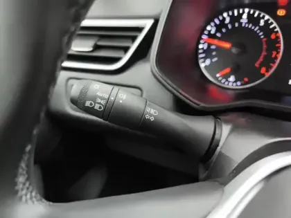 Photo 16 Renault Clio  TCe 90 Equilibre