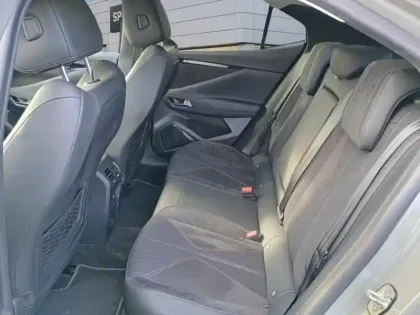 Photo 22 DS DS 4  Hybride E-Tense 225 EAT8 Performance Line+