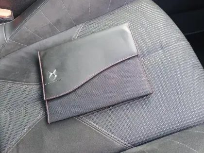 Photo 15 DS DS 4  Hybride E-Tense 225 EAT8 Performance Line+