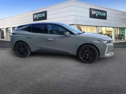 Photo 27 DS DS 4  Hybride E-Tense 225 EAT8 Performance Line+