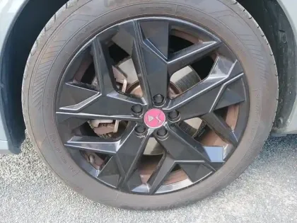 Photo 14 DS DS 4  Hybride E-Tense 225 EAT8 Performance Line+