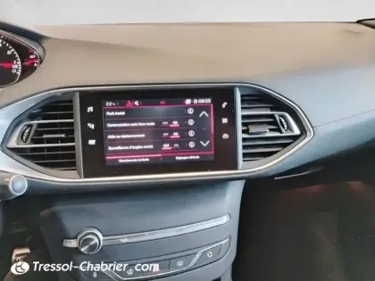 Photo 20 Peugeot 308  PureTech 130ch S&S BVM6 Allure Business