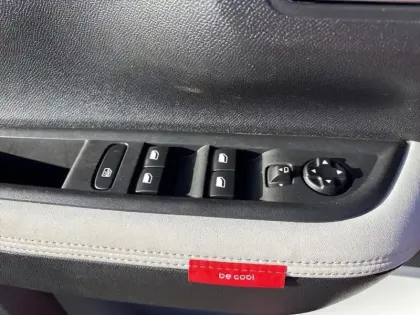 Photo 19 Citroën C3 Gén. IV Ph1 MAX 5