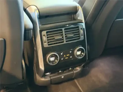 Photo 27 Land rover Range Rover Gén. II (L494) Ph2 Mk IX Autobiography Dyn. 5