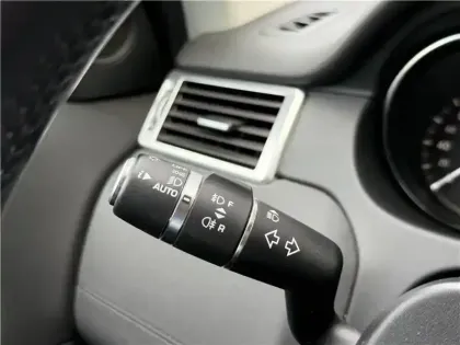 Photo 9 Land rover Discovery Sport Gén. I Ph1 MkIII HSE 5