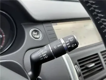 Photo 10 Land rover Discovery Sport Gén. I Ph1 MkIII HSE 5