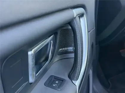 Photo 18 Land rover Discovery Sport Gén. I Ph1 MkIII HSE 5