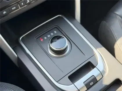 Photo 29 Land rover Discovery Sport Gén. I Ph1 MkIII HSE 5