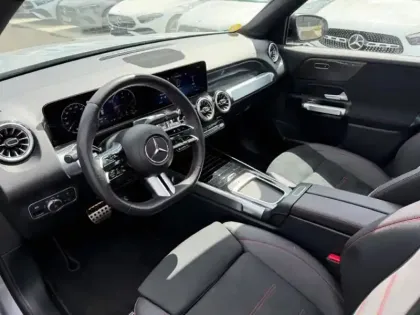 Photo 31 Mercedes GLB 200 d AMG Line