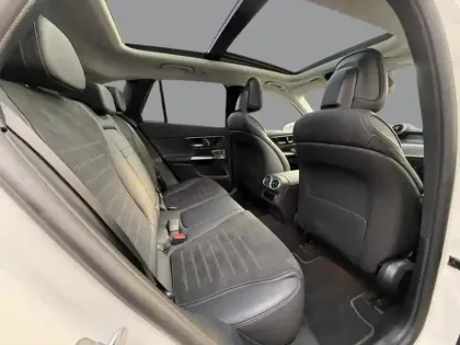 Photo 16 Mercedes Classe GLC Gén. II (X254) Ph1 AMG Line 5