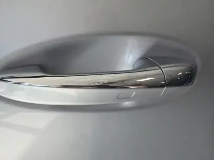 Photo 15 Mercedes GLA 250 e Progressive Line