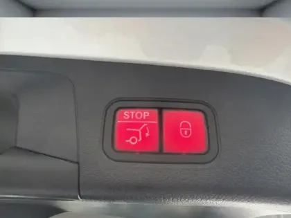 Photo 11 Mercedes GLA 250 e Progressive Line