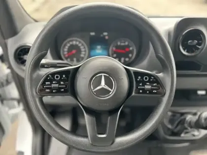 Photo 8 Mercedes Sprinter 315 CDI 37S 3.5T 12m3 Fourgon 