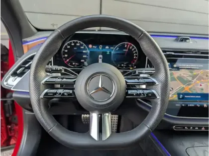 Photo 11 Mercedes Classe E 300 e Break