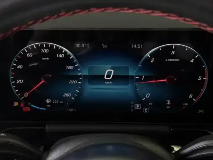 Photo 38 Mercedes Classe B 200 d AMG Line Edition