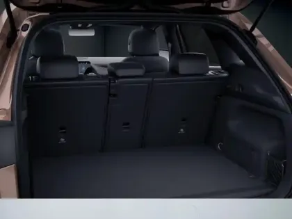 Photo 8 Mercedes GLA Gén. II (H247) Ph1 AMG Line 5