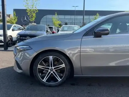 Photo 28 Mercedes Classe A A 180 d Progressive Line