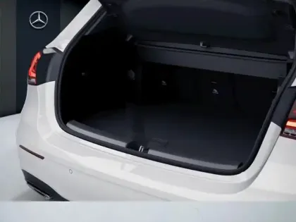 Photo 8 Mercedes Classe A Gén. IV (W177) Ph1 AMG Line 5