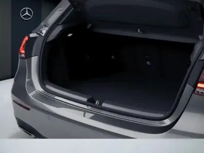 Photo 8 Mercedes Classe A Gén. IV (W177) Ph1 AMG Line 5