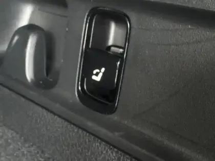 Photo 37 Mercedes GLC  220 d 4MATIC AMG Line