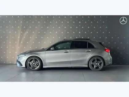 Photo 21 Mercedes Classe A 200 d AMG Line