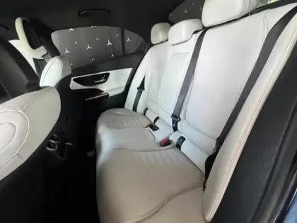 Photo 31 Mercedes Classe C  300 e Hybrid EQ Berli
