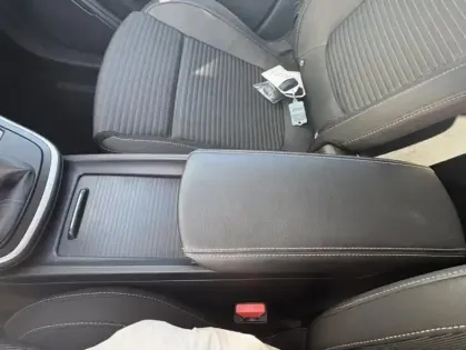 Photo 29 Renault Scenic IV Zen Energy Tce 130