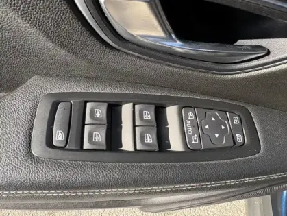 Photo 31 Renault Scenic IV Zen Energy Tce 130