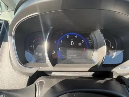 Photo 14 Renault Scenic IV Zen Energy Tce 130