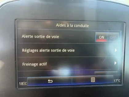 Photo 21 Renault Scenic IV Zen Energy Tce 130