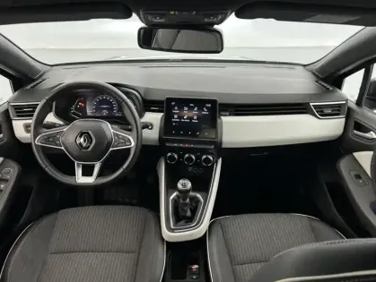 Photo 25 Renault Clio Gén. V (BJA) Ph1 Intens 5