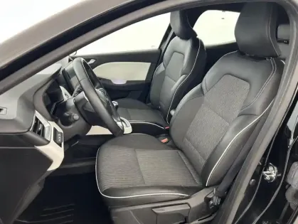 Photo 11 Renault Clio Gén. V (BJA) Ph1 Intens 5