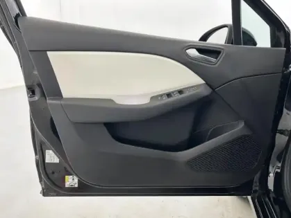 Photo 10 Renault Clio Gén. V (BJA) Ph1 Intens 5